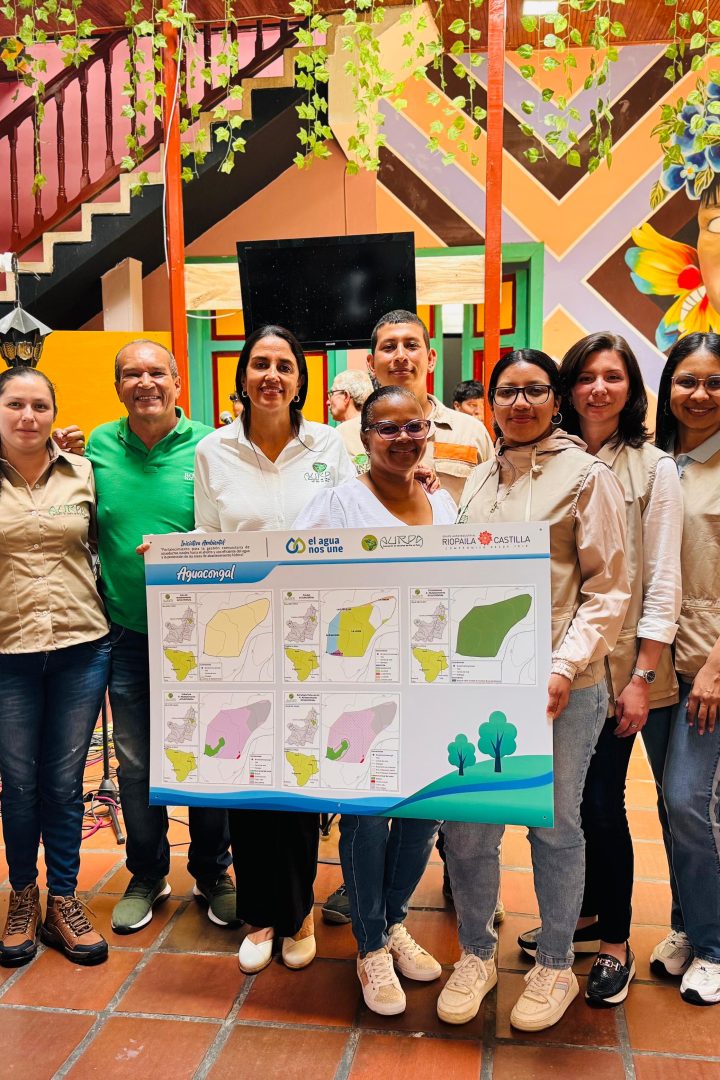 Riopaila Castilla apoya el fortalecimiento de 14 acueductos comunitarios rurales en el suroccidente colombiano